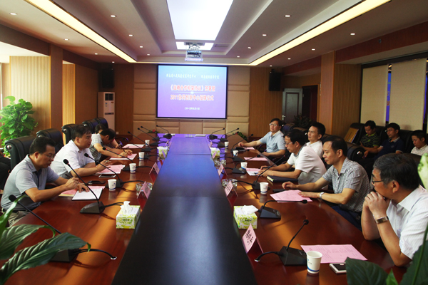 洽谈会现场。.jpg