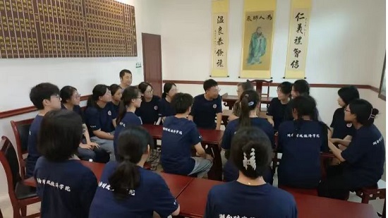 微党课筹备照片.jpg